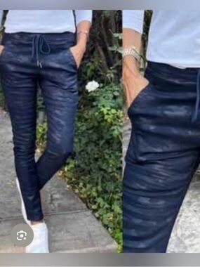 Bevy Flog Shely style pants blue camo size 25